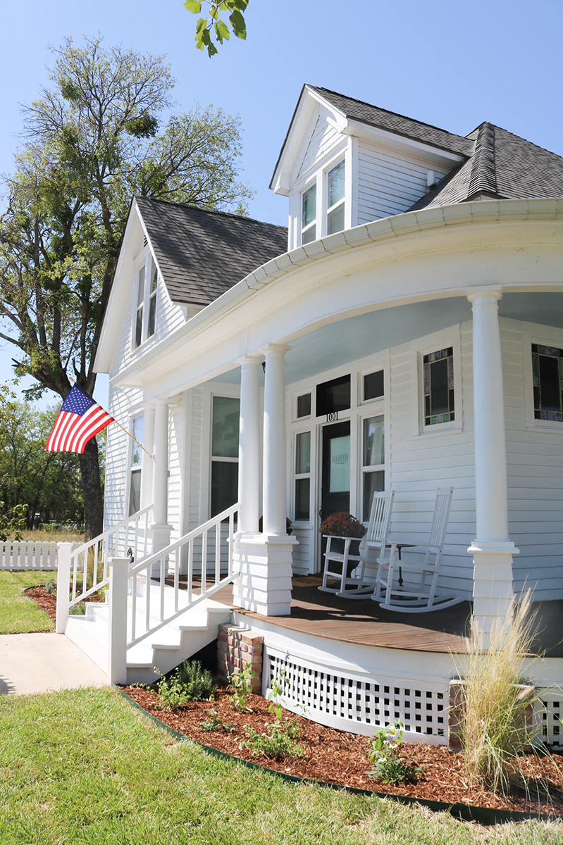 An image of the front of the Harper House AirBnB